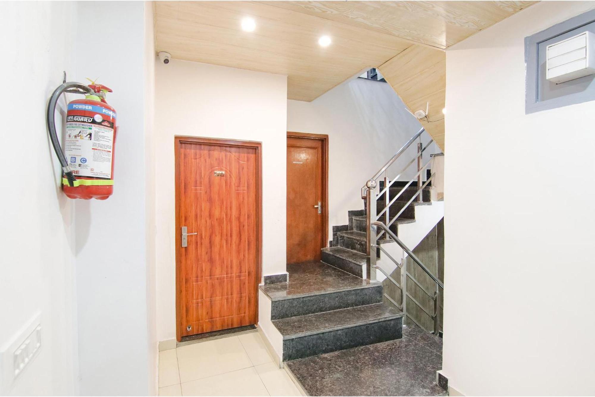 Fabexpress Kalsia Homestay - Nr Radha Krishna Mandir Mussoorie Kültér fotó