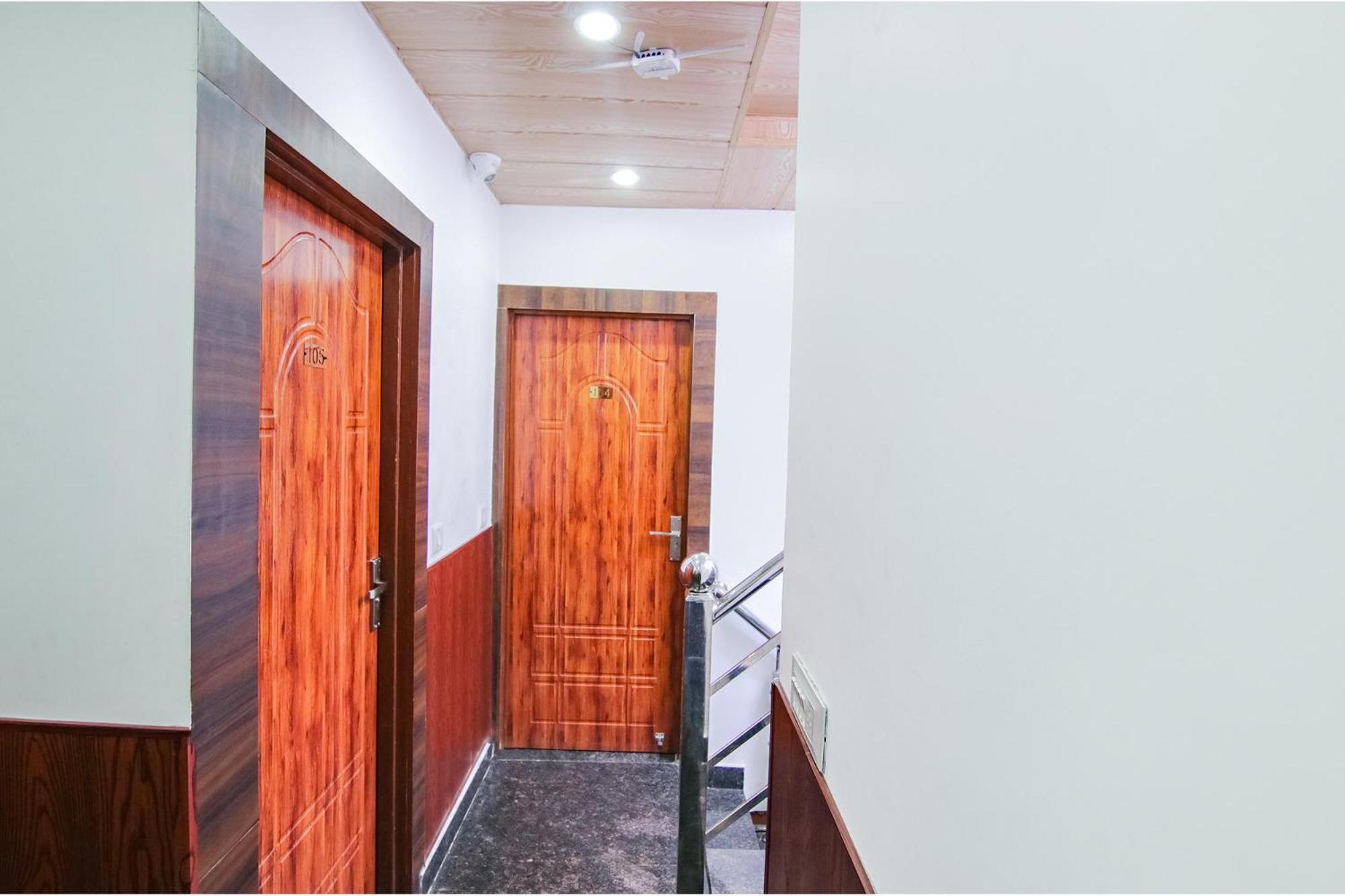 Fabexpress Kalsia Homestay - Nr Radha Krishna Mandir Mussoorie Kültér fotó