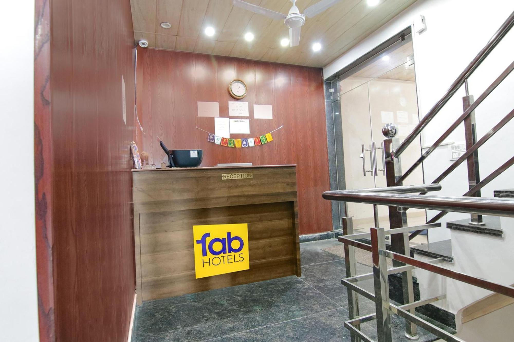 Fabexpress Kalsia Homestay - Nr Radha Krishna Mandir Mussoorie Kültér fotó